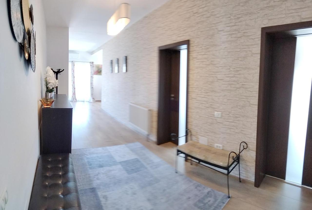 Apartament de lux cu terasă situat în vilă Apartment Timişoara Exterior foto